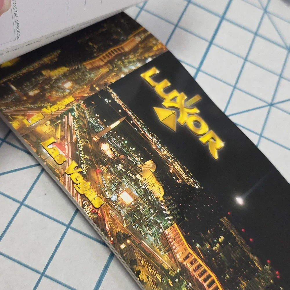 Las Vegas Postcard w Bonus Book - 40 Postcards & Miniatures‎